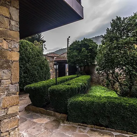 Отель Hitar Petar