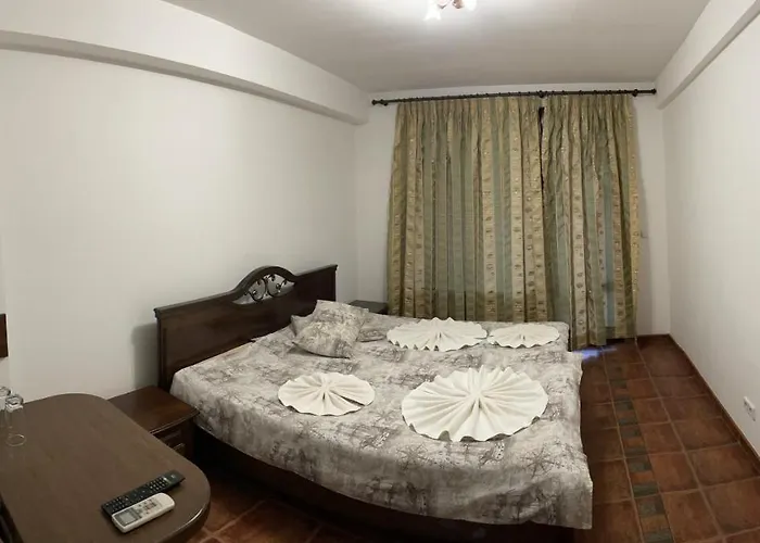 Hitar Petar Отель