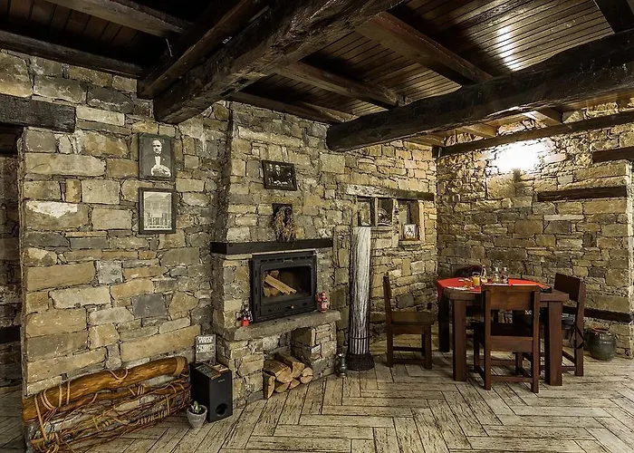 Отель Hitar Petar 2*